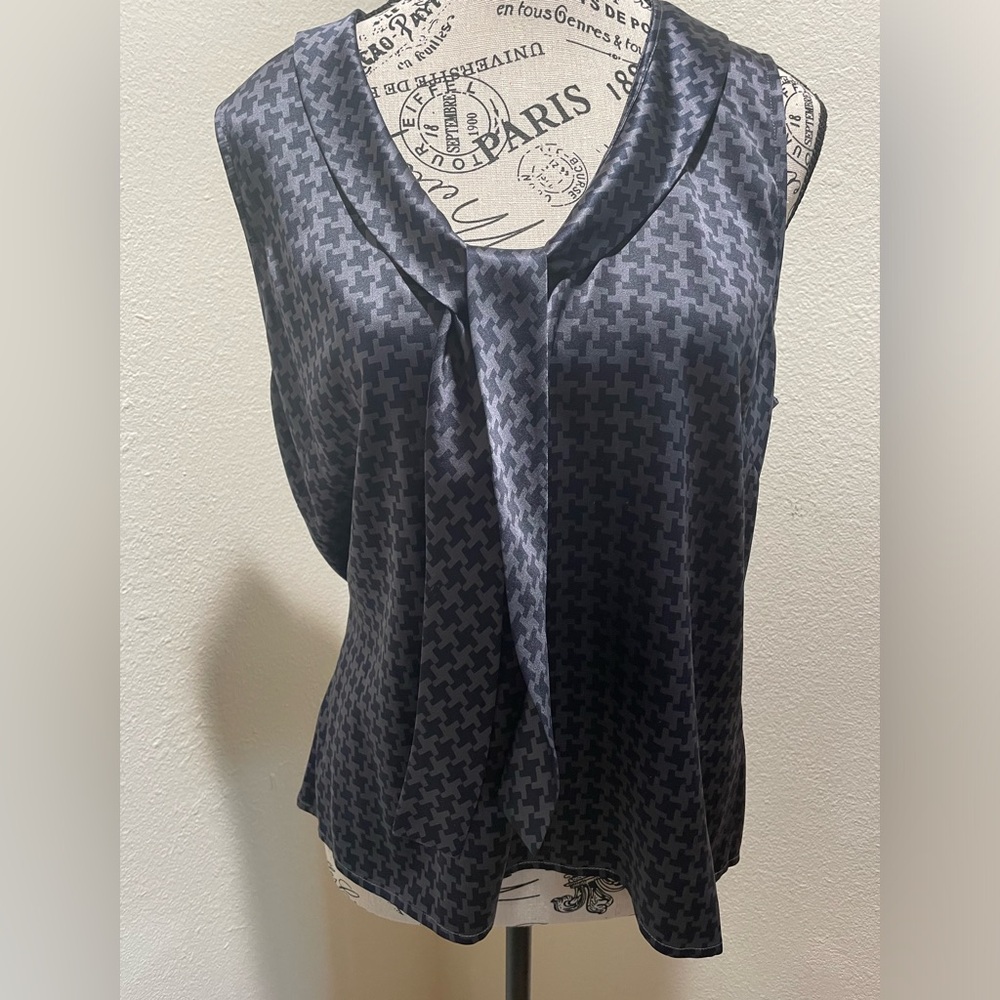 Women’s Blouse . X Large.